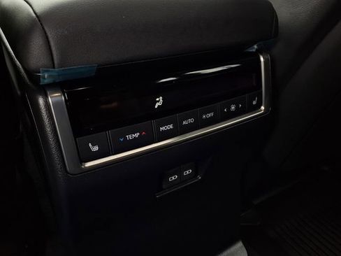 Used 2026 Lexus GX 550 w/ Accessory Package (2T) AWD/4WD image 6