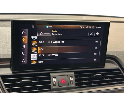 Used 2023 Audi Q5 e Prestige AWD/4WD image 4