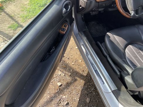 Used 2001 Jaguar XK8 Convertible image 8