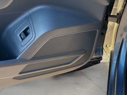 Used 2023 Volkswagen Atlas SEL AWD/4WD image 25