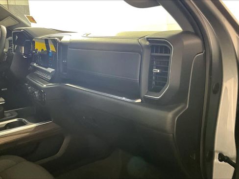 Used 2023 Chevrolet Silverado 1500 RST w/ Texas Edition Plus AWD/4WD image 18