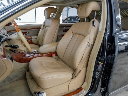 Used 2005 Maybach 57 image 31