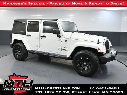 Used 2018 Jeep Wrangler Unlimited Sahara w/ Connectivity Group image 1