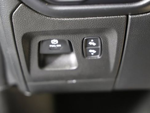 Used 2024 RAM 1500 Limited image 28