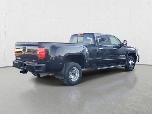 Used 2016 GMC Sierra 3500 Denali w/ Duramax Plus Package image 7