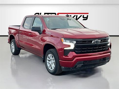 Used 2025 Chevrolet Silverado 1500 RST image 1