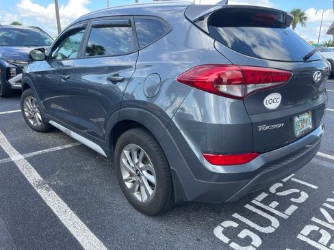 Used 2018 Hyundai Tucson SEL FWD image 2
