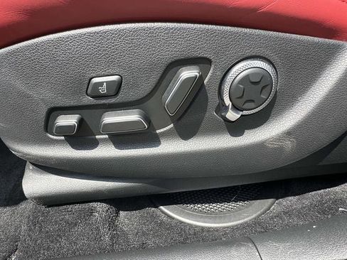 Used 2025 Genesis GV80 3.5T e-SC image 24