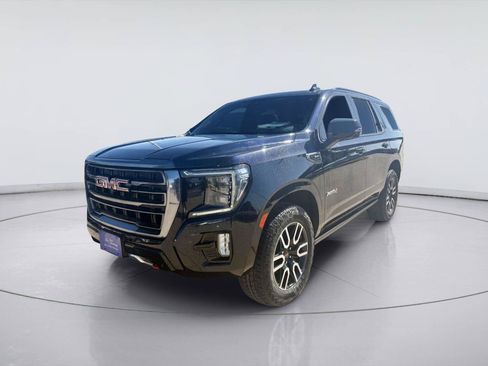 Used 2024 GMC Yukon AT4 w/ AT4 Premium Package AWD/4WD image 5