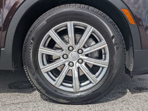 Used 2021 Cadillac XT4 Premium Luxury FWD image 10