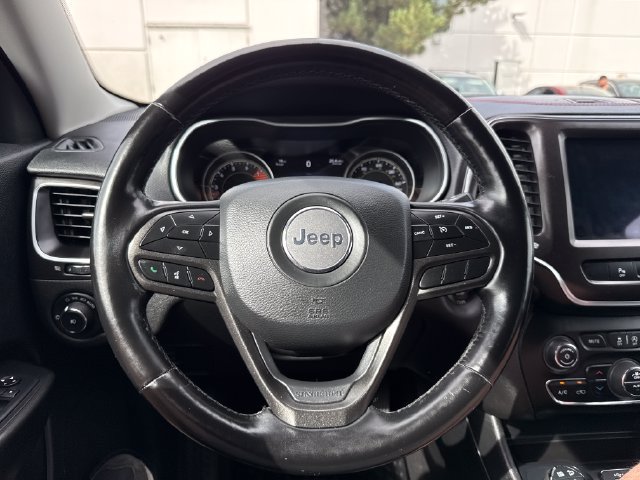 Used 2021 Jeep Cherokee Trailhawk w/ Trailer Tow Group AWD/4WD image 12