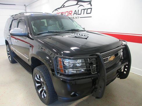 Used 2013 Chevrolet Tahoe LTZ AWD/4WD image 11