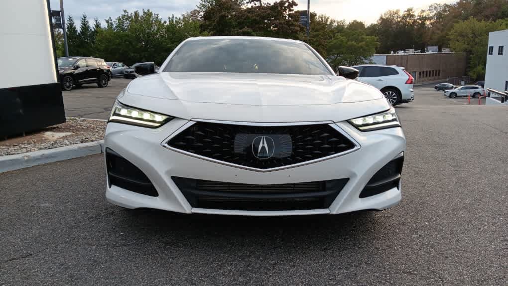 Used 2023 Acura TLX FWD image 9