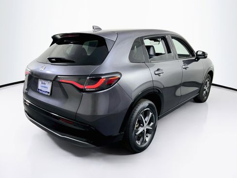 Used 2023 Honda HR-V EX-L image 5