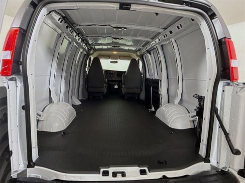New 2025 GMC Savana 2500 Work Van w/ Driver Convenience Package image 16