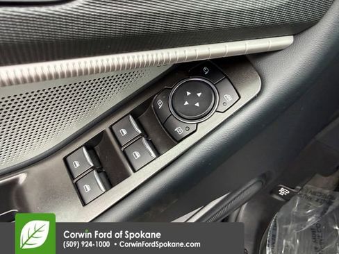 Certified 2025 Ford Explorer ST image 25