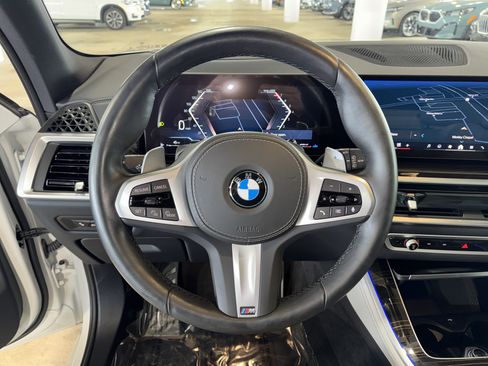 Certified 2025 BMW X5 sDrive40i w/ M Sport Package image 21