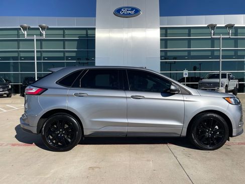 Used 2022 Ford Edge ST-Line image 6