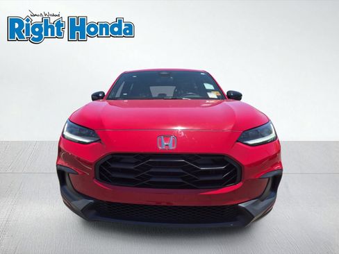 Used 2025 Honda HR-V Sport image 10
