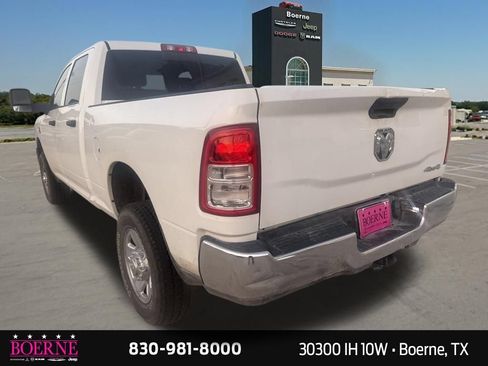 Used 2024 RAM 2500 Tradesman w/ Chrome Appearance Group AWD/4WD image 9