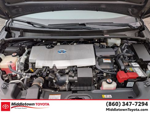 Used 2018 Toyota Prius Prime Premium image 37