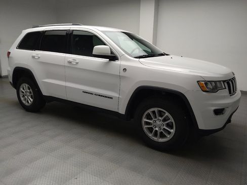 Used 2020 Jeep Grand Cherokee Laredo AWD/4WD image 11