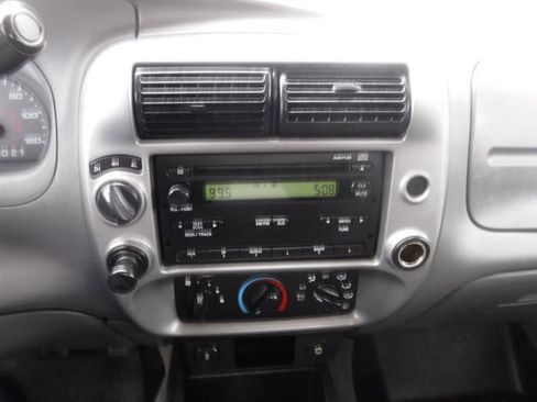 Used 2011 Ford Ranger XLT AWD/4WD image 39