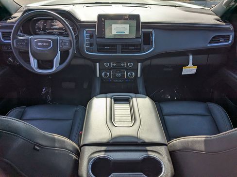 Used 2023 GMC Yukon SLT AWD/4WD image 31