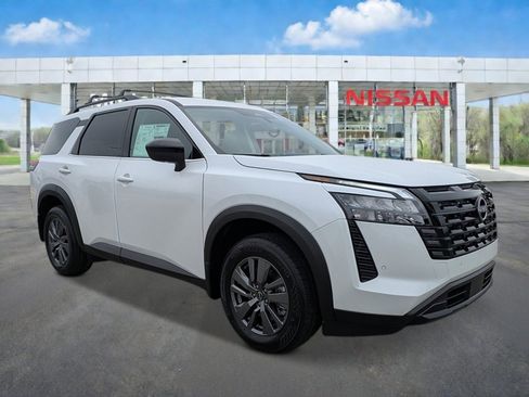 New 2026 Nissan Pathfinder SV FWD image 7