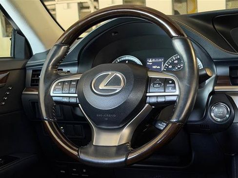 Used 2018 Lexus ES 350 w/ Navigation System Package FWD image 28