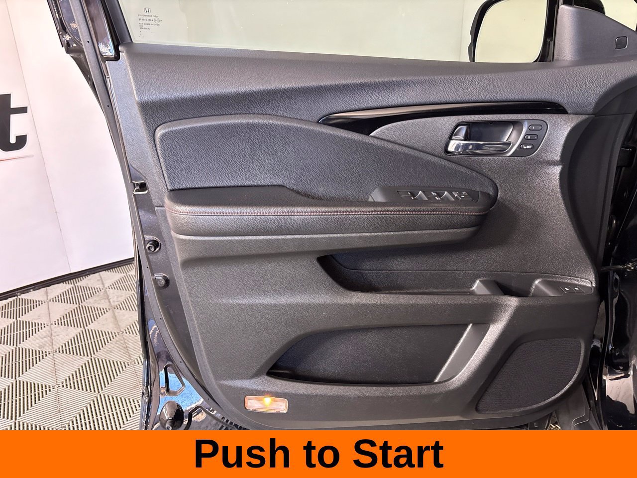 Used 2020 Honda Pilot Black Edition image 9