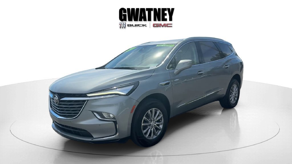 Used 2024 Buick Enclave Essence FWD image 7