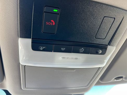 Certified 2023 Nissan Rogue SV image 25