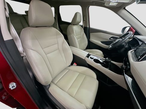 Used 2023 Nissan Rogue SL AWD/4WD image 33