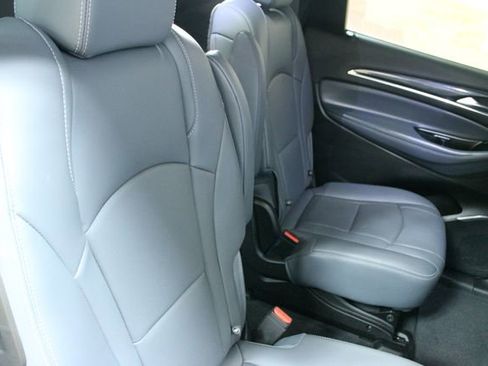 Used 2024 Buick Enclave Essence w/ Experience Buick Package image 9