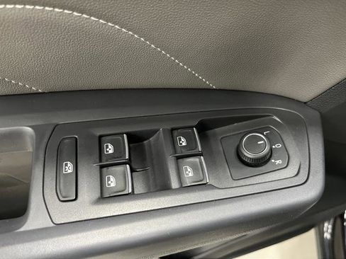 Used 2021 Volkswagen Atlas SE FWD image 26