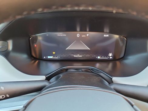 New 2026 Jeep Compass Limited image 30