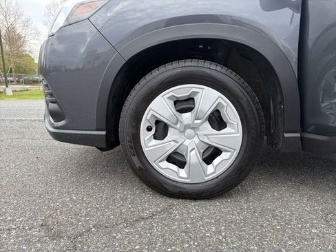 Used 2022 Subaru Forester AWD/4WD image 24
