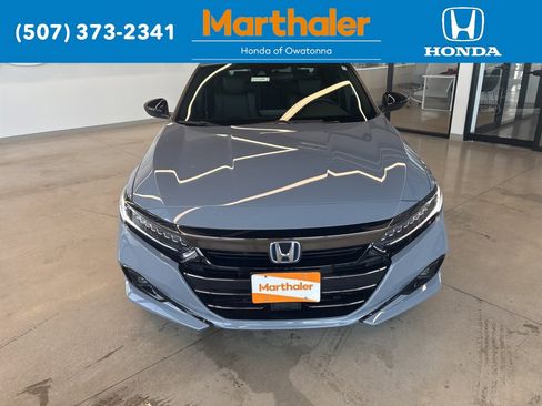 Used 2022 Honda Accord Sport image 8