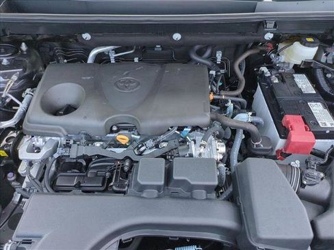 Used 2025 Toyota RAV4 LE FWD image 22