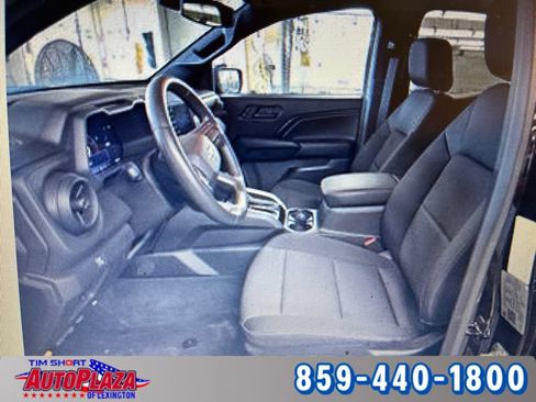 Used 2024 Chevrolet Colorado Trail Boss w/ Advanced Trailering Package AWD/4WD image 9