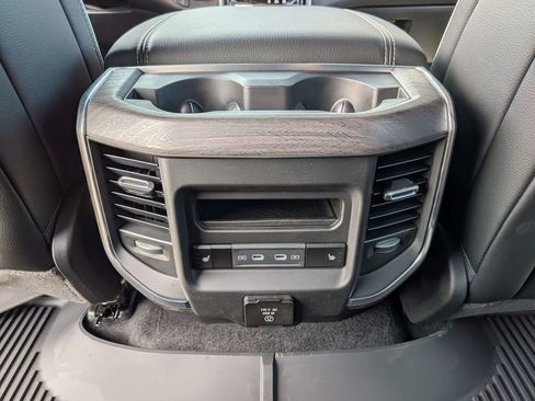 New 2026 RAM 1500 Laramie AWD/4WD image 34