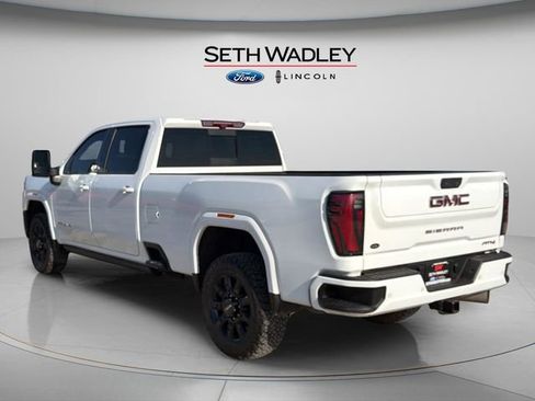 Used 2024 GMC Sierra 2500 AT4 w/ AT4 Premium Plus Package image 5