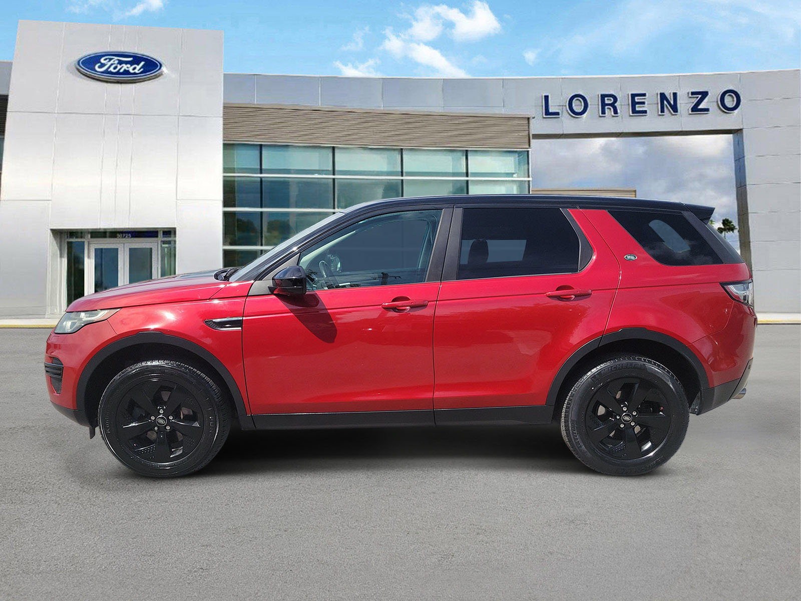 Used 2019 Land Rover Discovery Sport SE AWD/4WD image 8