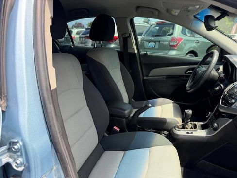 Used 2012 Chevrolet Cruze LS w/ Connectivity Package FWD image 30
