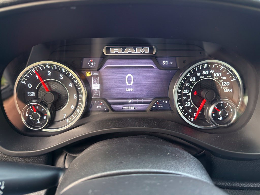 Used 2025 RAM 1500 Laramie AWD/4WD image 35