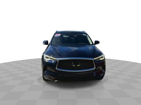 Used 2019 INFINITI QX50 Essential w/ Premium Heat Package image 3