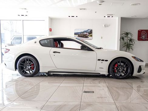 Used 2018 Maserati GranTurismo Sport RWD image 8