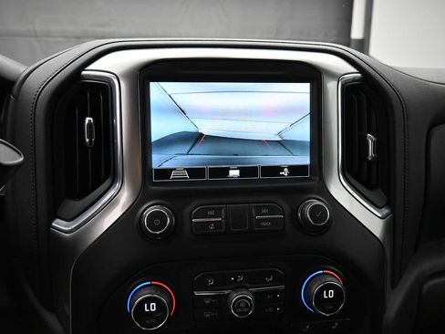 Used 2020 Chevrolet Silverado 1500 LT Trail Boss AWD/4WD image 8