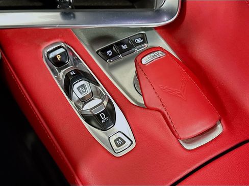 Used 2024 Chevrolet Corvette Stingray Preferred Cpe w/ Z51 Performance Package RWD image 17